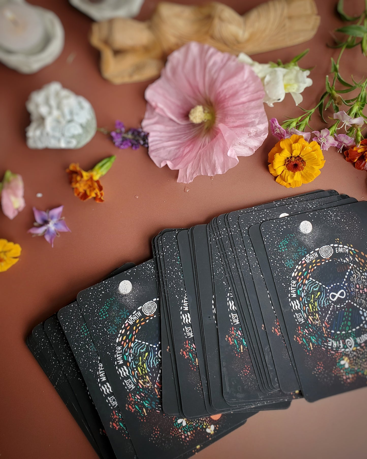 Earth's Hymn Oracle Deck