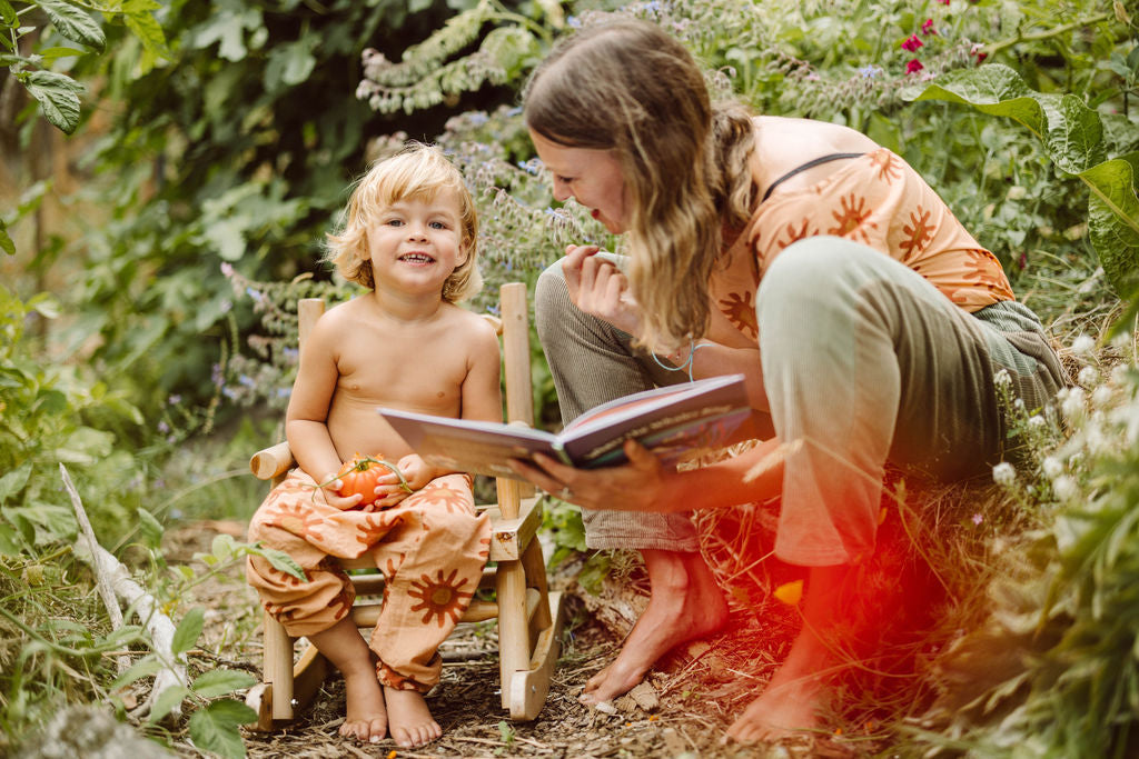 Where The Whales Sing - Picture book- R