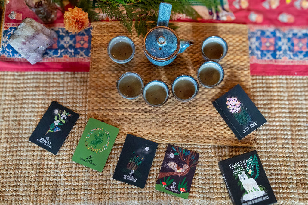 Earth's Hymn Oracle Deck